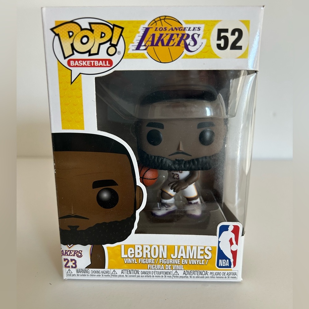 Funko Pop! Basketball LA Lakers LeBron James Figure #52
